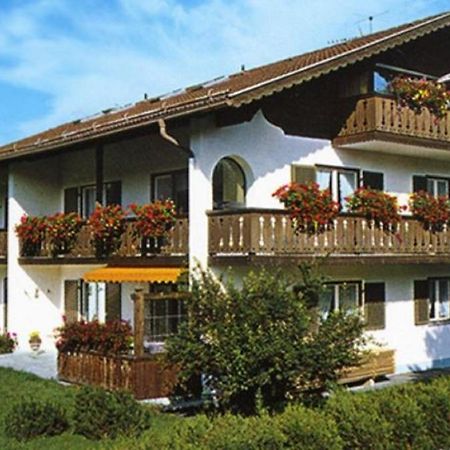 Apartments- Und Ferienhaus Anton Гармиш-Партенкирхен Екстериор снимка