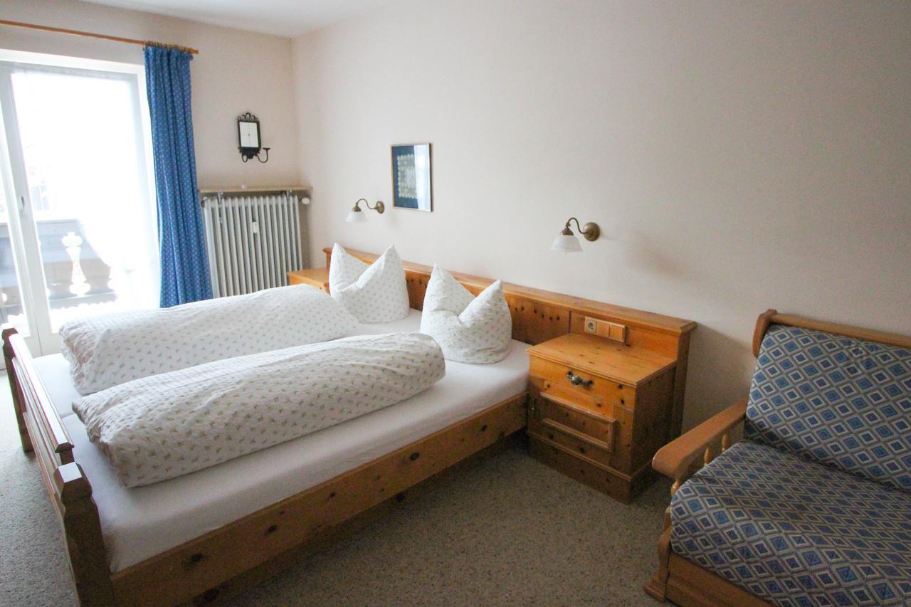 Apartments- Und Ferienhaus Anton Гармиш-Партенкирхен Екстериор снимка