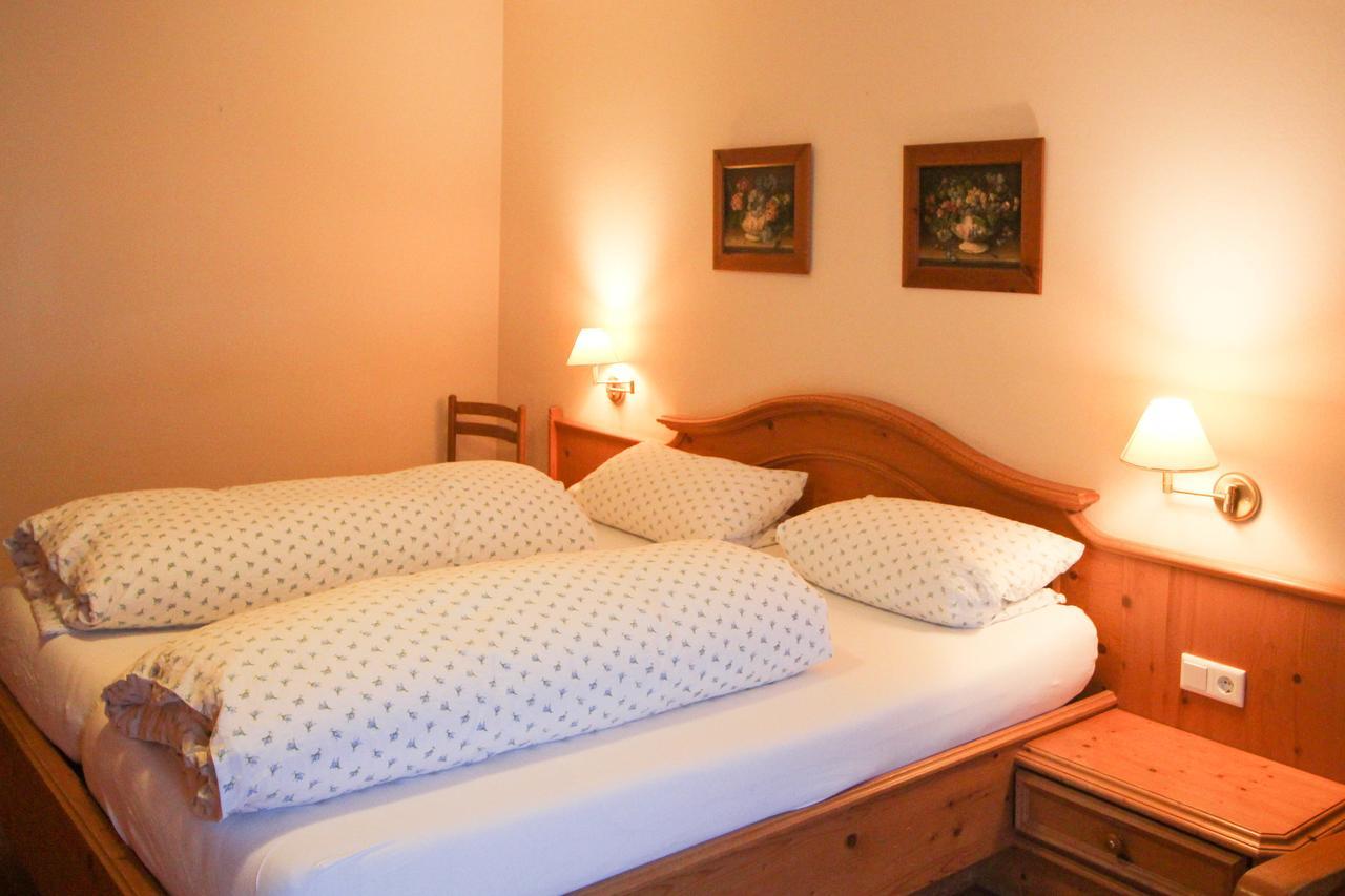 Apartments- Und Ferienhaus Anton Гармиш-Партенкирхен Екстериор снимка