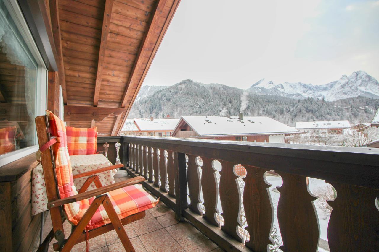 Apartments- Und Ferienhaus Anton Гармиш-Партенкирхен Екстериор снимка